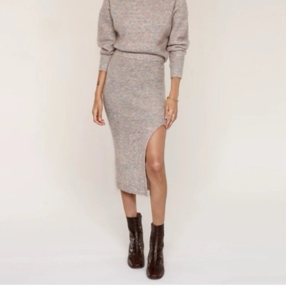 HEARTLOOM | Pastel Knit Skirt
